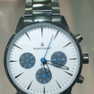 RADIANT GOLEM WHITE / GUN METAL